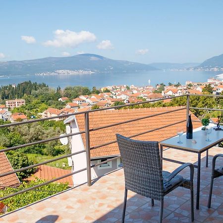 Apartmani Petar Тиват Экстерьер фото