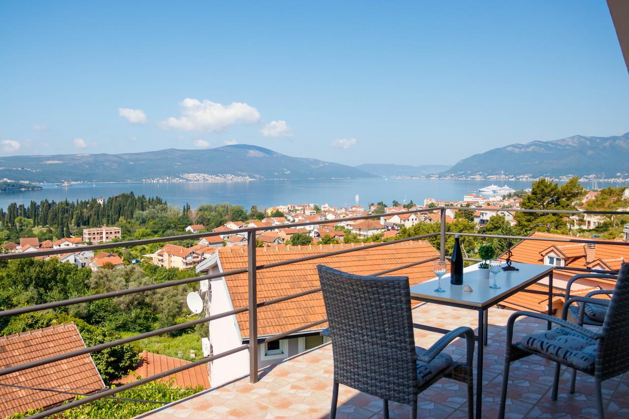 Apartmani Petar Тиват Экстерьер фото